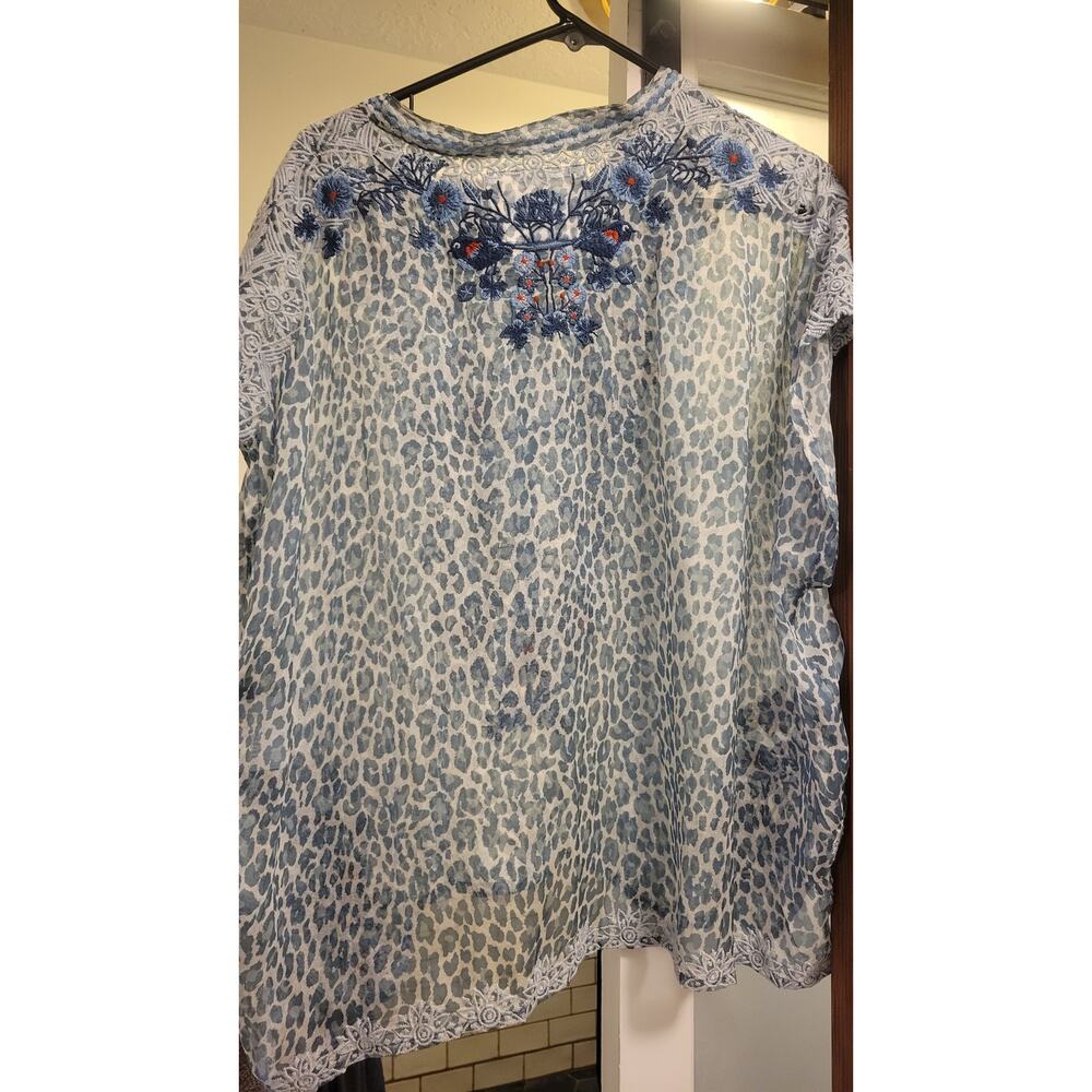 Johnny Was Biya blue chiffon blouse silk embroidered birds Large - Picture 3 of 3